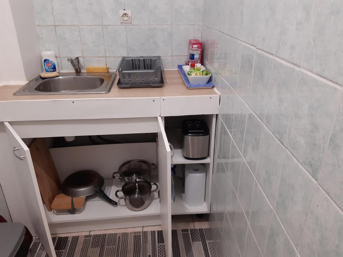 Appartement Aad1 Clamart 200 M Du Tramway T6 St Pave Blc Avec Cuisine Separee Екстериор снимка