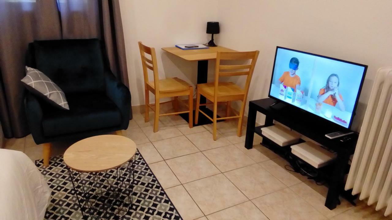 Appartement Aad1 Clamart 200 M Du Tramway T6 St Pave Blc Avec Cuisine Separee Екстериор снимка
